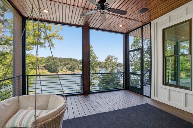 305 Harbor Drive, Seneca, SC 29678