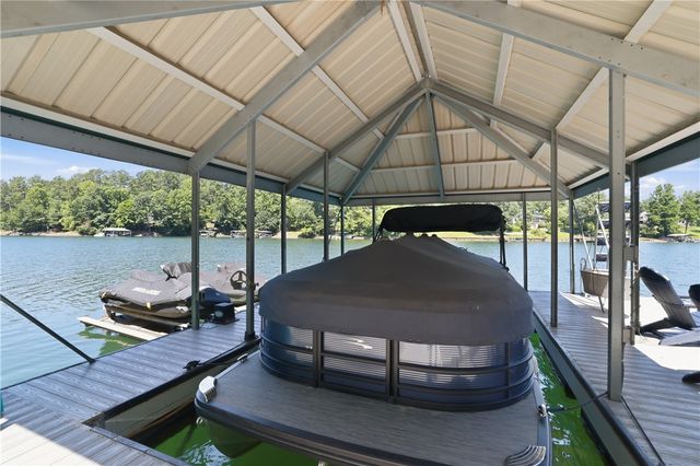 305 Harbor Drive, Seneca, SC 29678