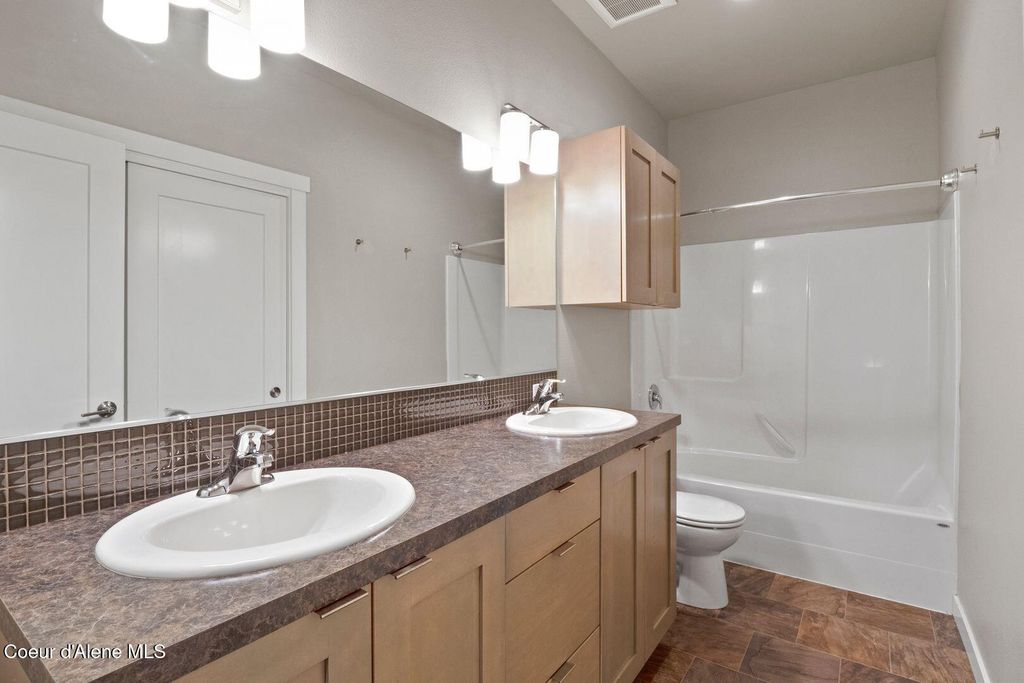 303 S Felts Rd, Spokane Valley, WA 99206 photo 8