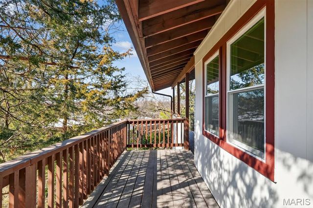 141 Meadowlark Drive, Unincorporated, MO 63146