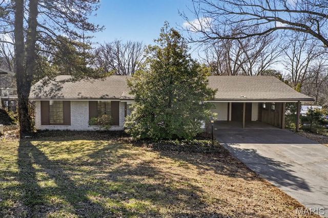 141 Meadowlark Drive, Unincorporated, MO 63146