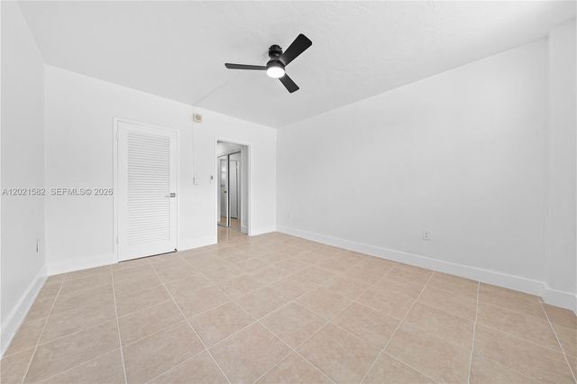 1300 Lincoln Rd D204, Miami Beach, FL 33139