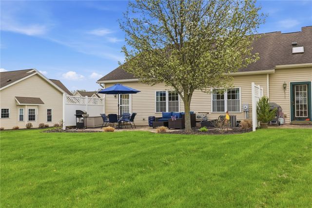 111 Eagle Pine, Henrietta, NY 14623