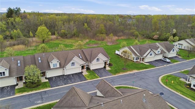 111 Eagle Pine, Henrietta, NY 14623