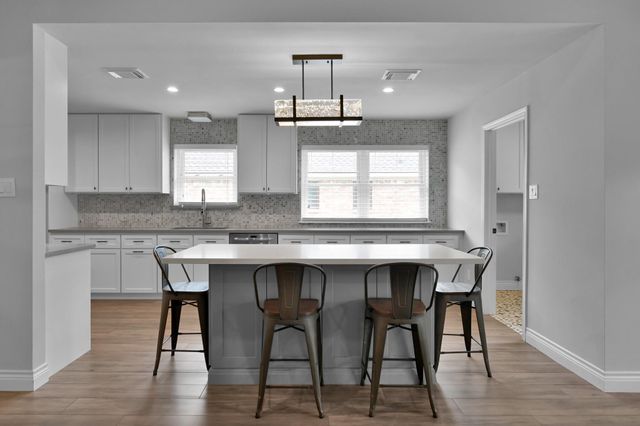 2806 Triway Lane, Houston, TX 77043