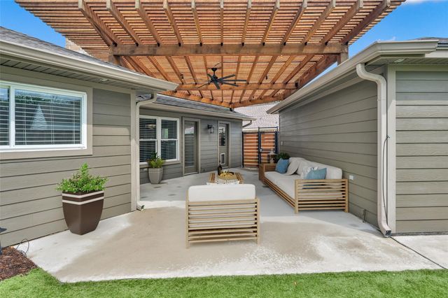 2806 Triway Lane, Houston, TX 77043