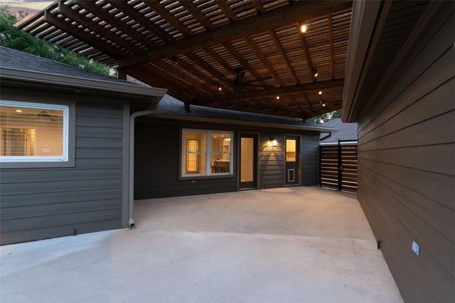 2806 Triway Lane, Houston, TX 77043