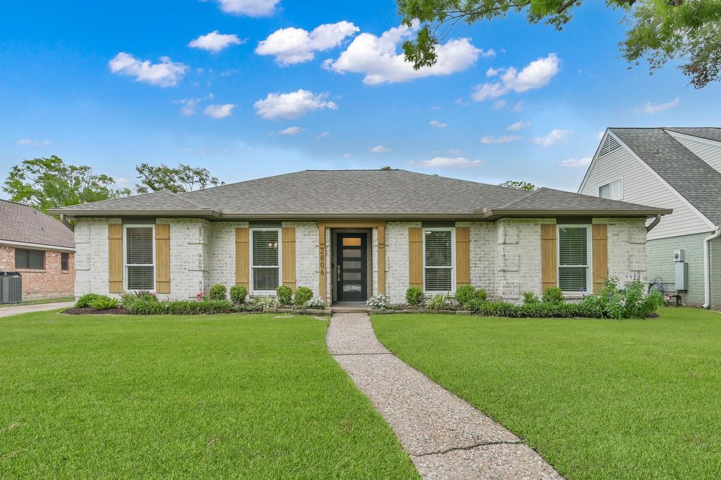 2806 Triway Lane, Houston, TX 77043