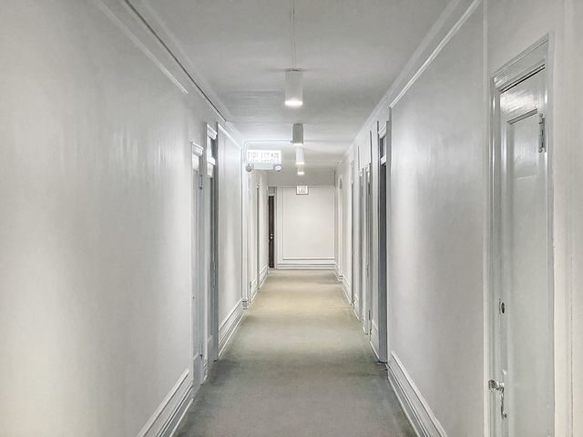 1205 W Sherwin Avenue 500, Chicago, IL 60626