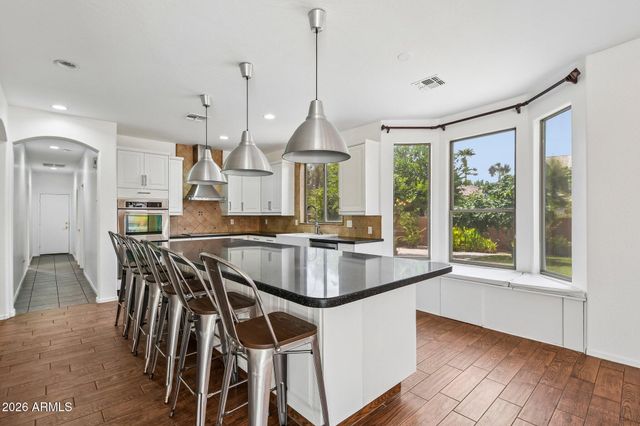 2801 E LINDRICK Drive, Chandler, AZ 85249