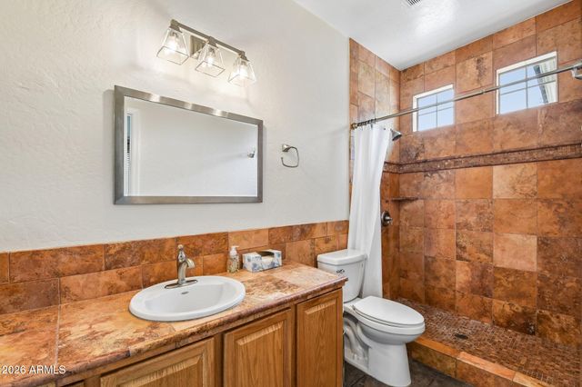 2801 E LINDRICK Drive, Chandler, AZ 85249