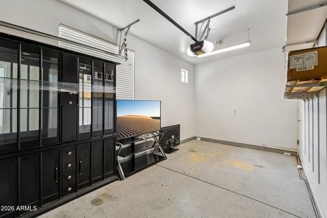 2801 E LINDRICK Drive, Chandler, AZ 85249