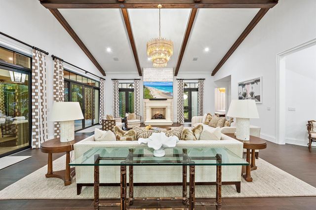 942 Pompano Drive, Jupiter, FL 33458