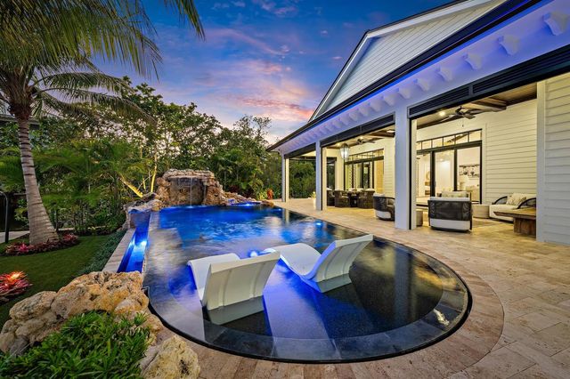 942 Pompano Drive, Jupiter, FL 33458