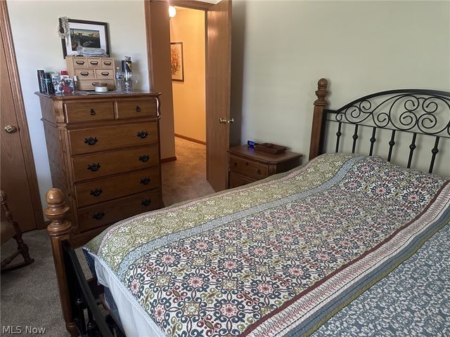 812 Brentwood Drive, Belpre, OH 45714