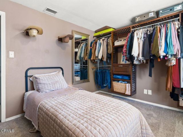 326 Larmier Avenue, Oak View, CA 93022
