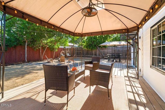 326 Larmier Avenue, Oak View, CA 93022