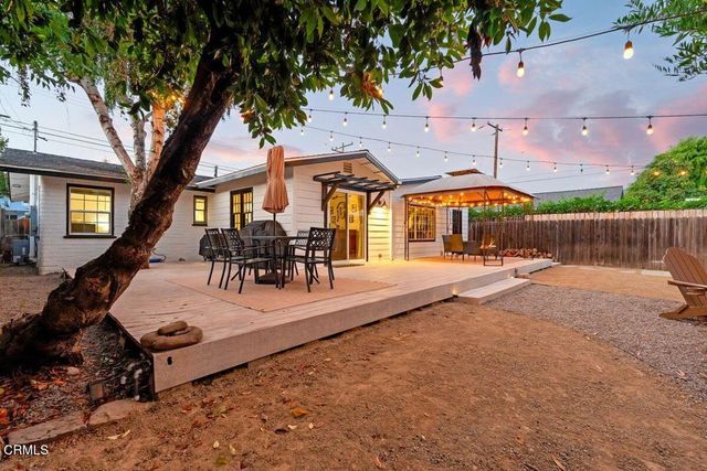 326 Larmier Avenue, Oak View, CA 93022