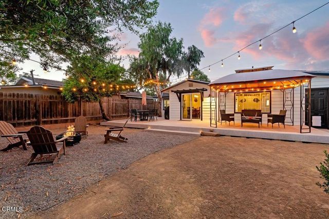 326 Larmier Avenue, Oak View, CA 93022