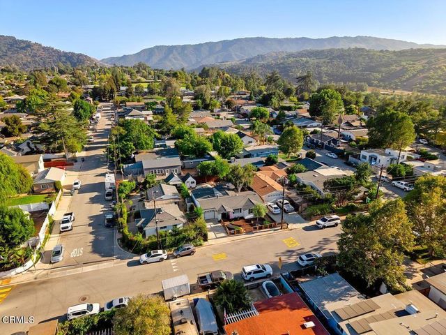 326 Larmier Avenue, Oak View, CA 93022