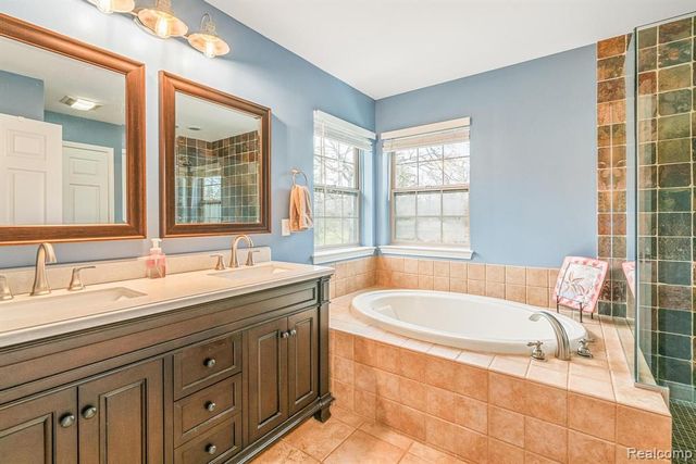 12434 Van Allen Avenue, Belleville, MI 48111