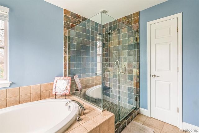 12434 Van Allen Avenue, Belleville, MI 48111