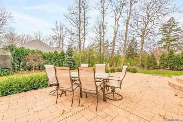 12434 Van Allen Avenue, Belleville, MI 48111