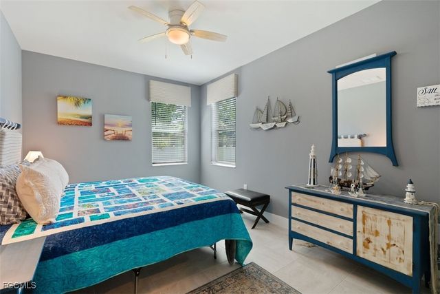 825 SE 5th PL, Cape Coral, FL 33990