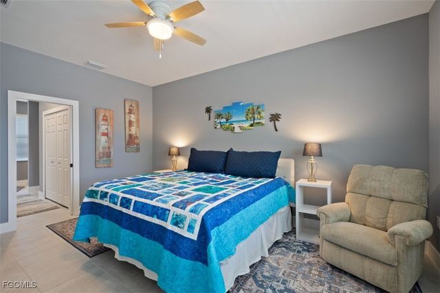 825 SE 5th PL, Cape Coral, FL 33990