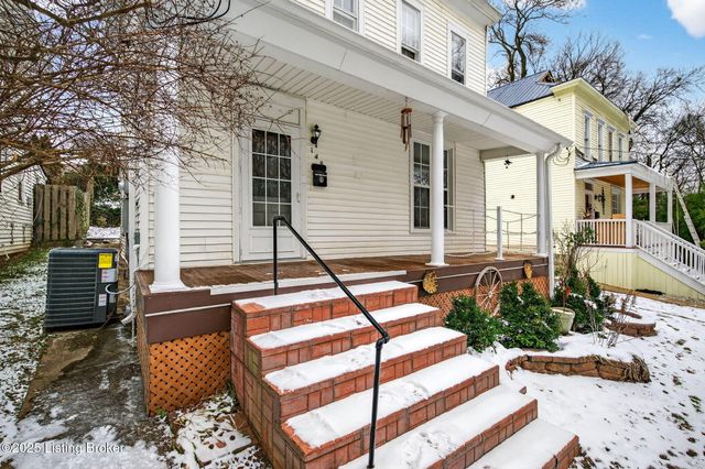 148 Coral Ct, Louisville, KY 40206