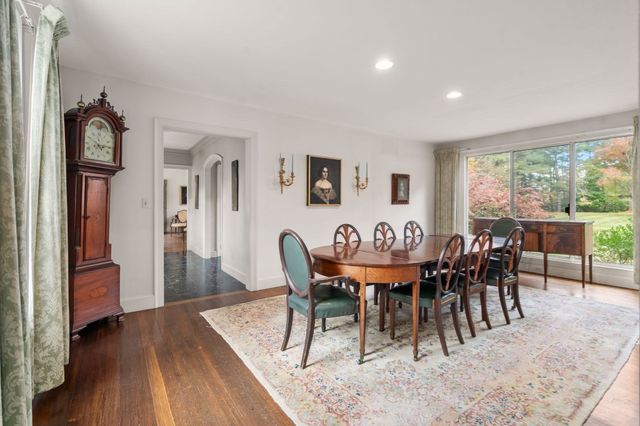 75 Elm St, Medfield, MA 02052