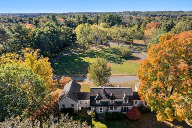 75 Elm St, Medfield, MA 02052
