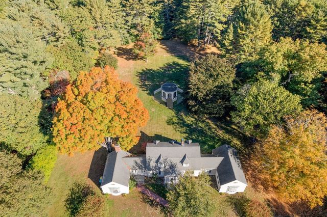 75 Elm St, Medfield, MA 02052