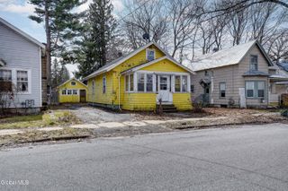 10 Franklin Street, Gloversville, NY 12078