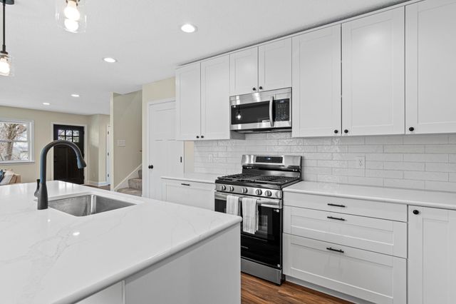 3477 Lyric Avenue, Wayzata, MN 55391