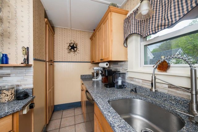 19 Sheridan Avenue, Rochester, NH 03867