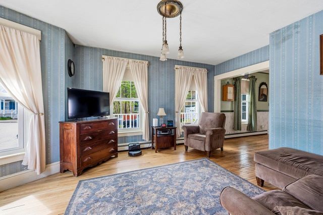 19 Sheridan Avenue, Rochester, NH 03867