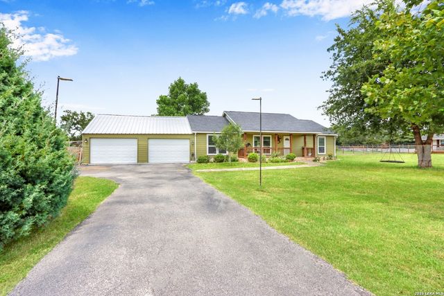 20051 SENIOR RD, Von Ormy, TX 78073