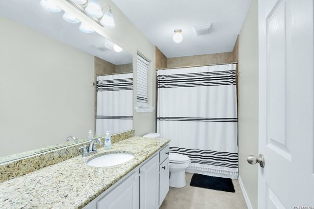 20051 SENIOR RD, Von Ormy, TX 78073
