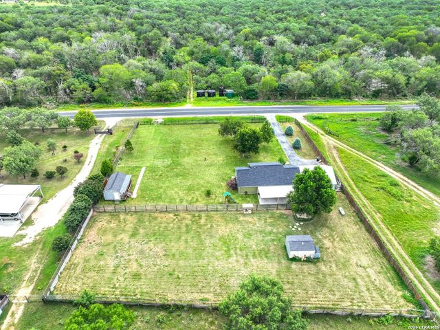 20051 SENIOR RD, Von Ormy, TX 78073
