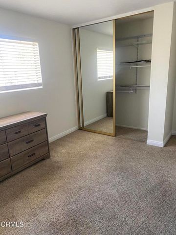 1136 Acadia Place, Ventura, CA 93003