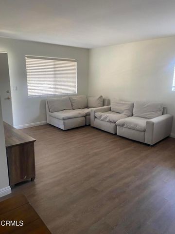 1136 Acadia Place, Ventura, CA 93003
