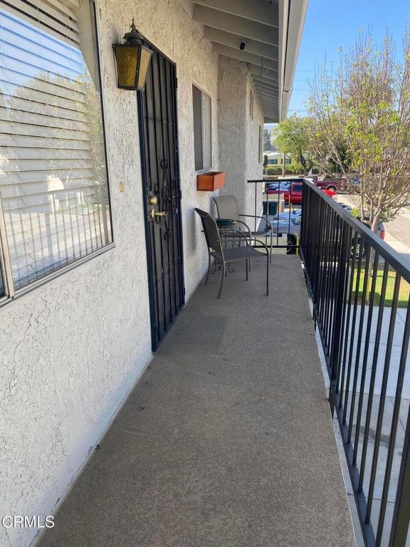 1136 Acadia Place, Ventura, CA 93003