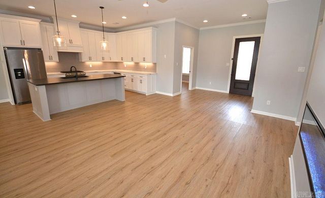 7445 Northwood, Bryant, AR 72019