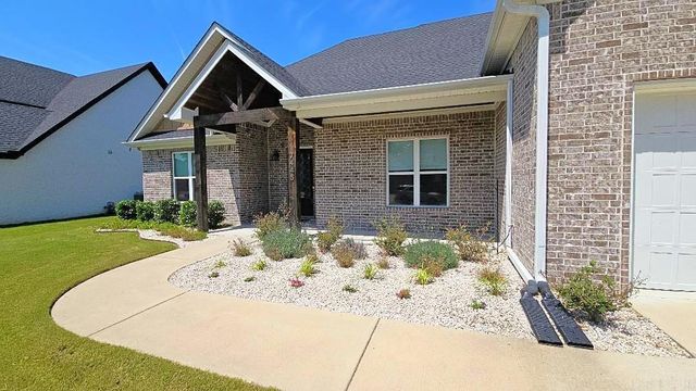 7445 Northwood, Bryant, AR 72019