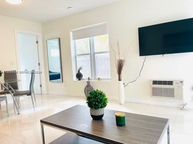 1419 West Ave 106, Miami Beach, FL 33139