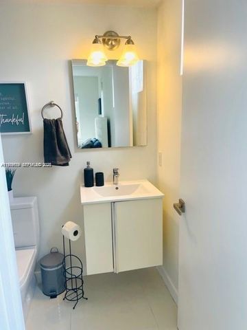 1419 West Ave 106, Miami Beach, FL 33139