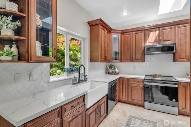 6215 145th Street SE, Everett, WA 98208