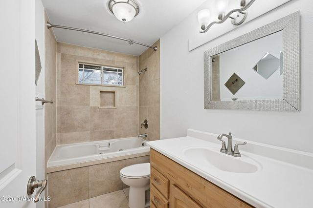 13312 E Rockwell Ave, Spokane Valley, WA 99216