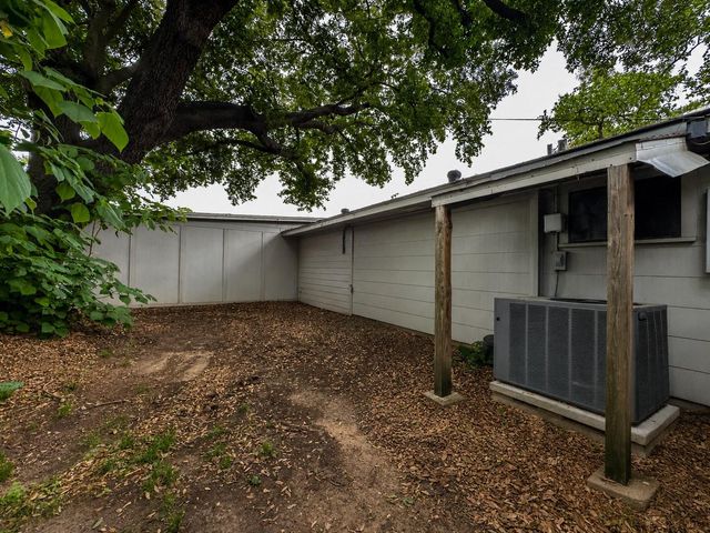 201 W 5th Street, Deer Park, TX 77536